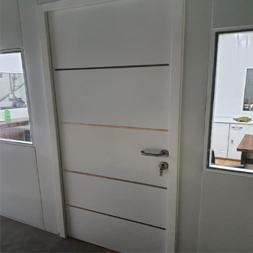 door4